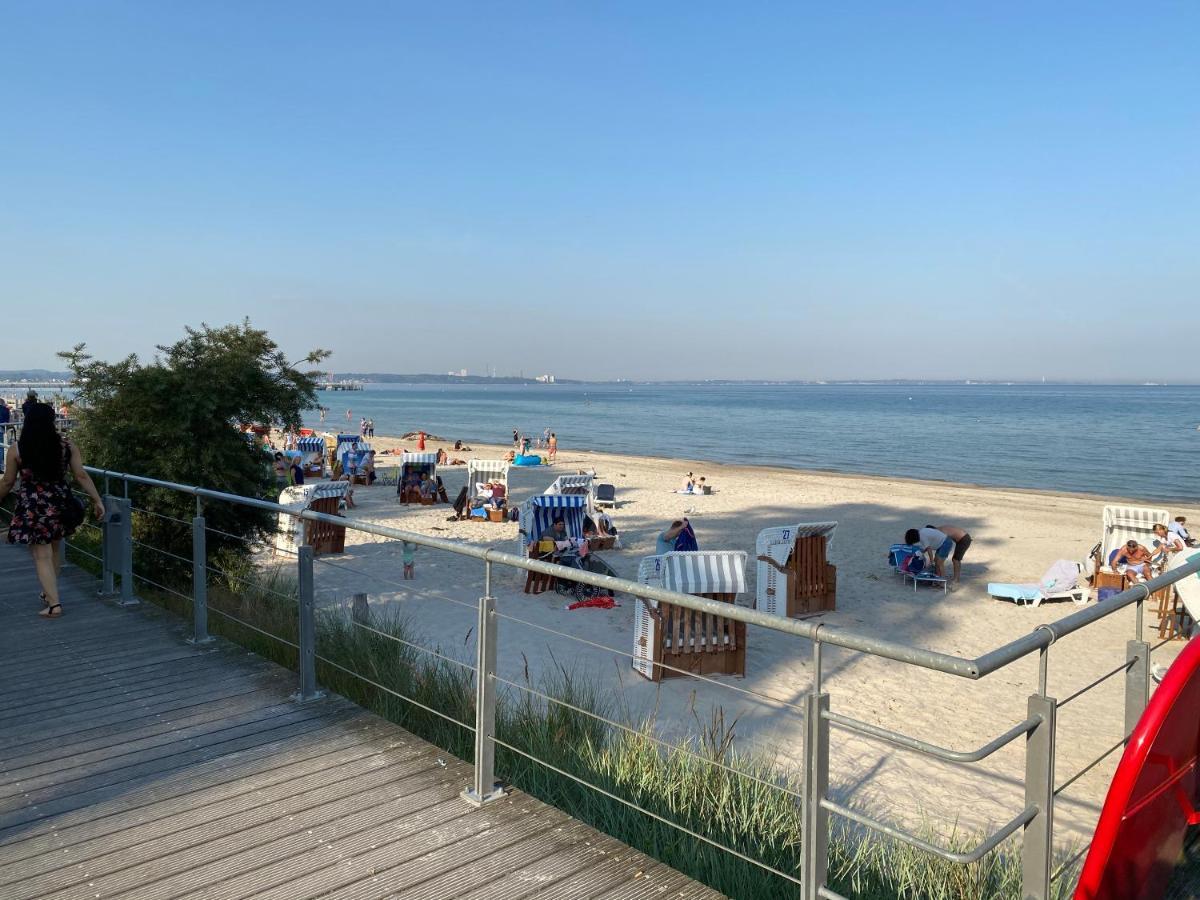 Studio Mit Panorama-Meerblick Und Direkter Strandlage In Scharbeutz Kültér fotó